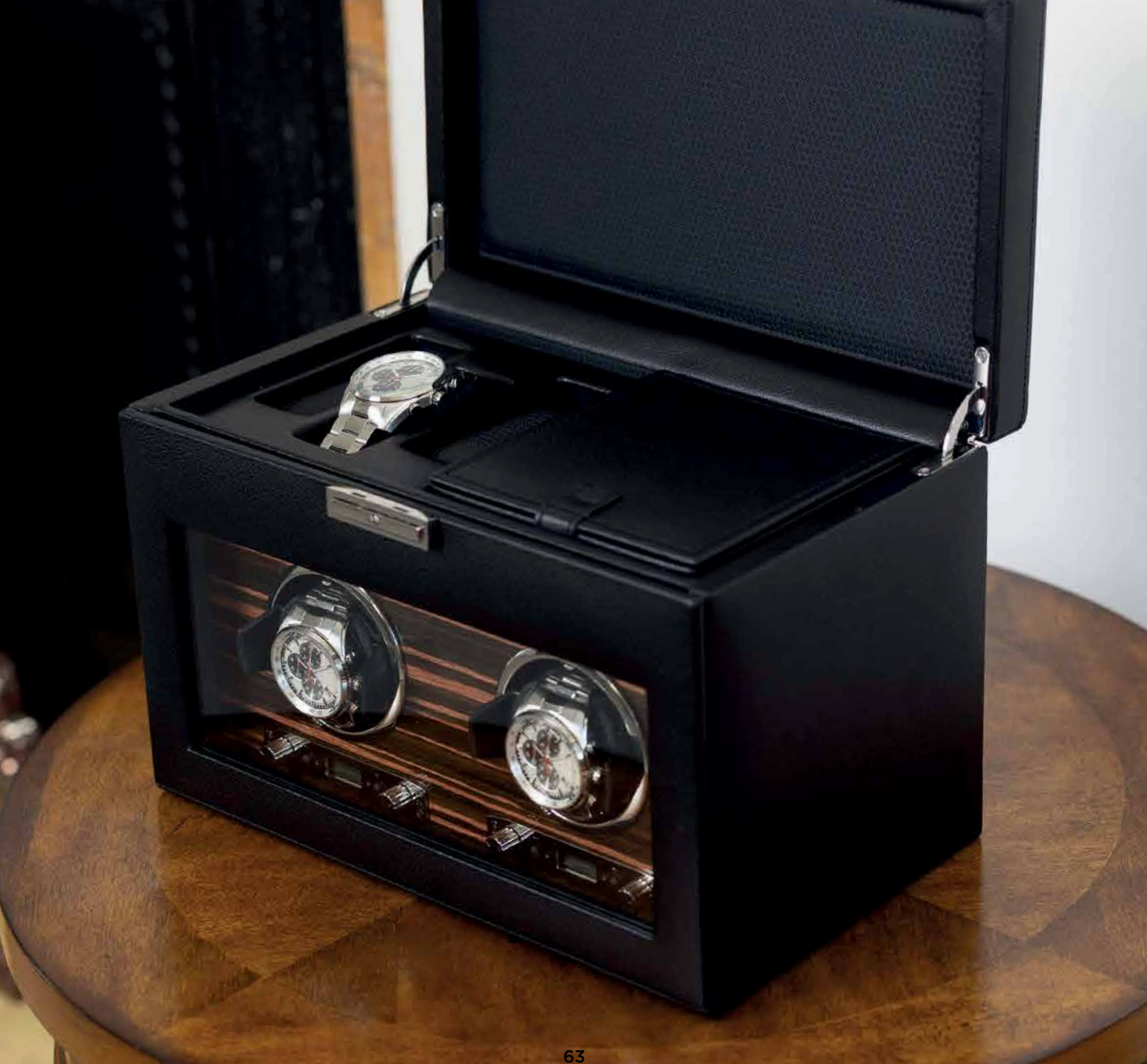 Remontoir à montre automatique avec rangement montre intégré