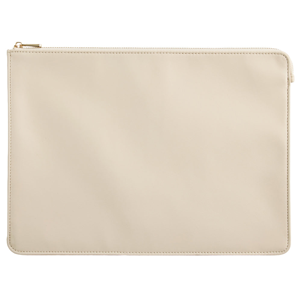 Coffre fort à bijoux Bella Den Wolf 1834 de couleur crème à ouverture biométrique. Vue de la pochette à bijoux qui se glisse dans le coffre