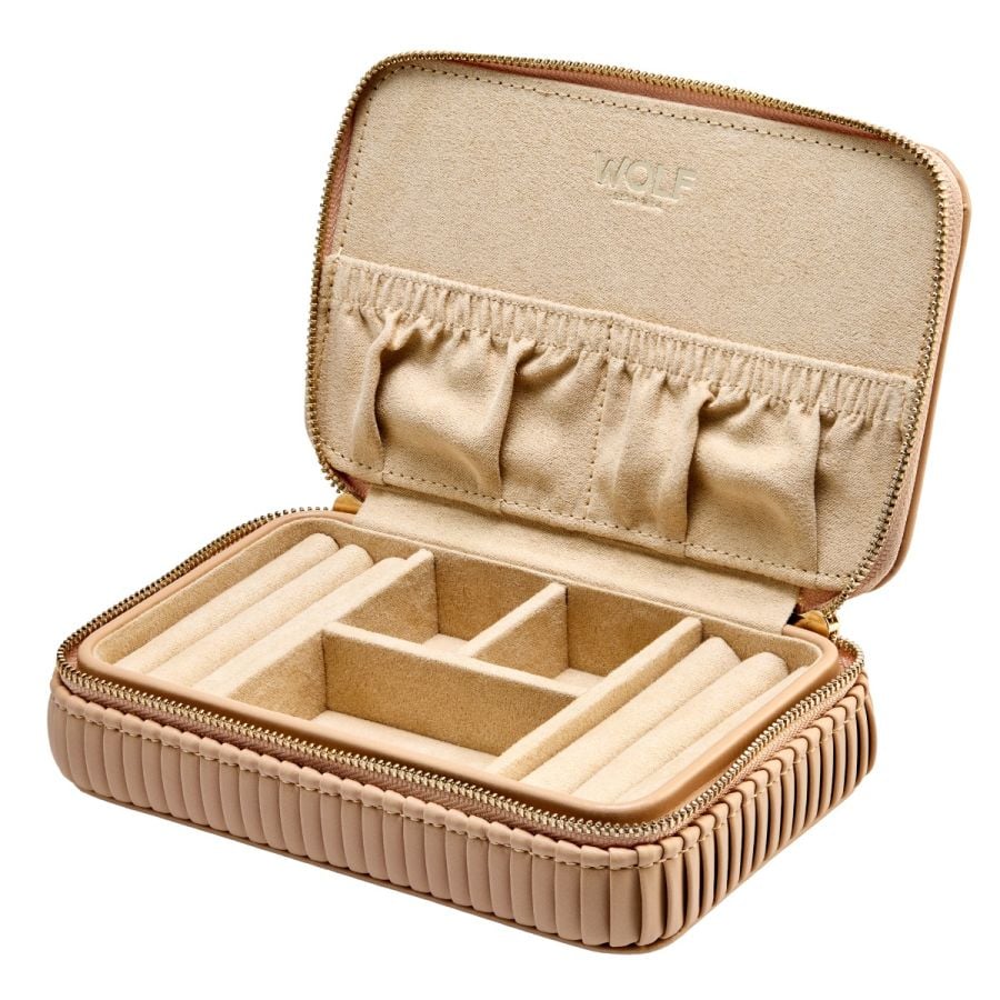 Coffret à bijoux beige clair avec intérieur en velours de la marque Wolf