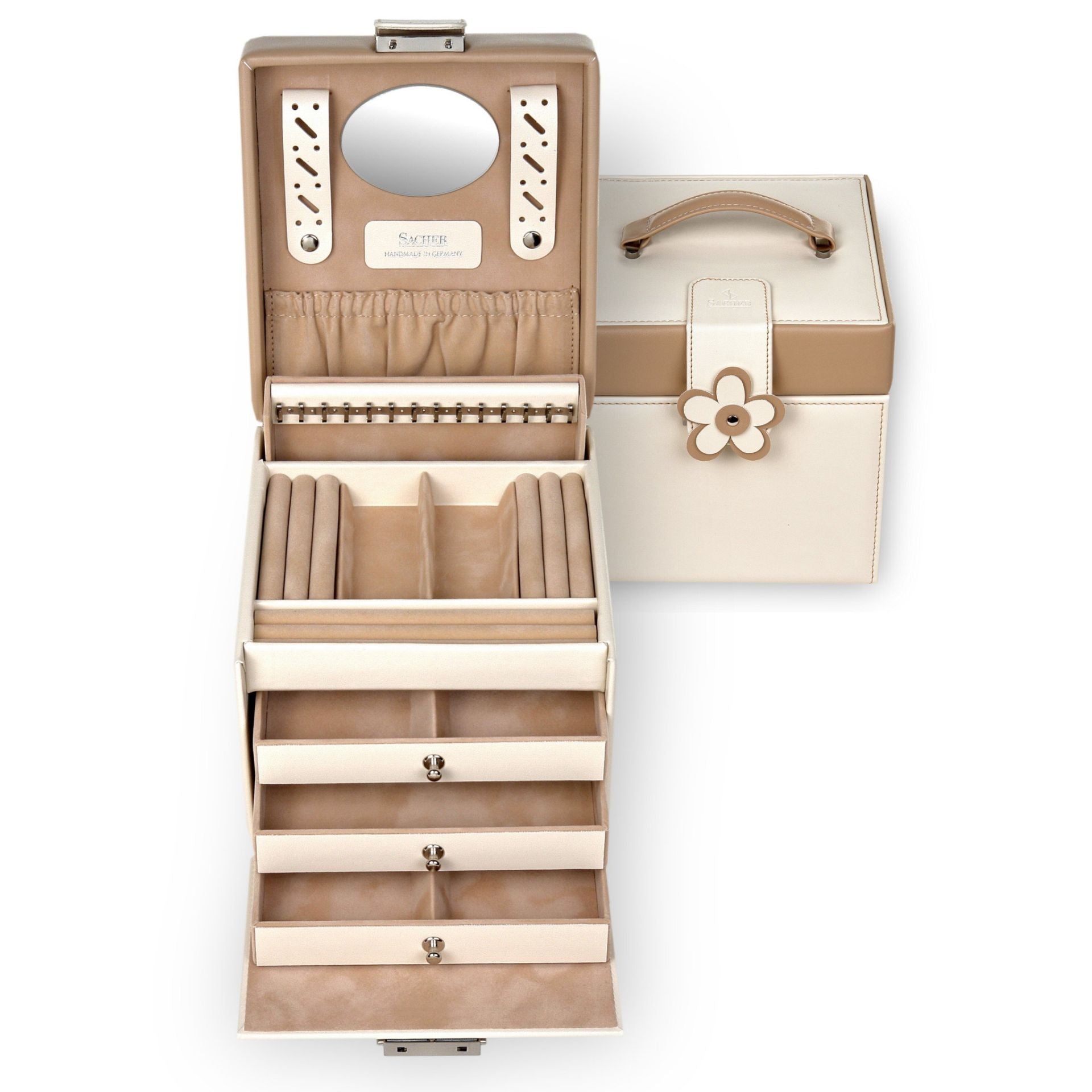 Grand coffret à bijoux beige en cuir de la marque Sacher