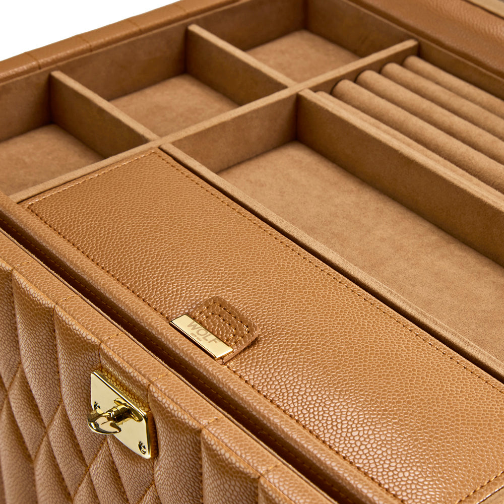 Zoom sur les compartiments à bijoux de la très grande boîte à bijoux Wolf 1834 Lauren -  Coloris Caramel
