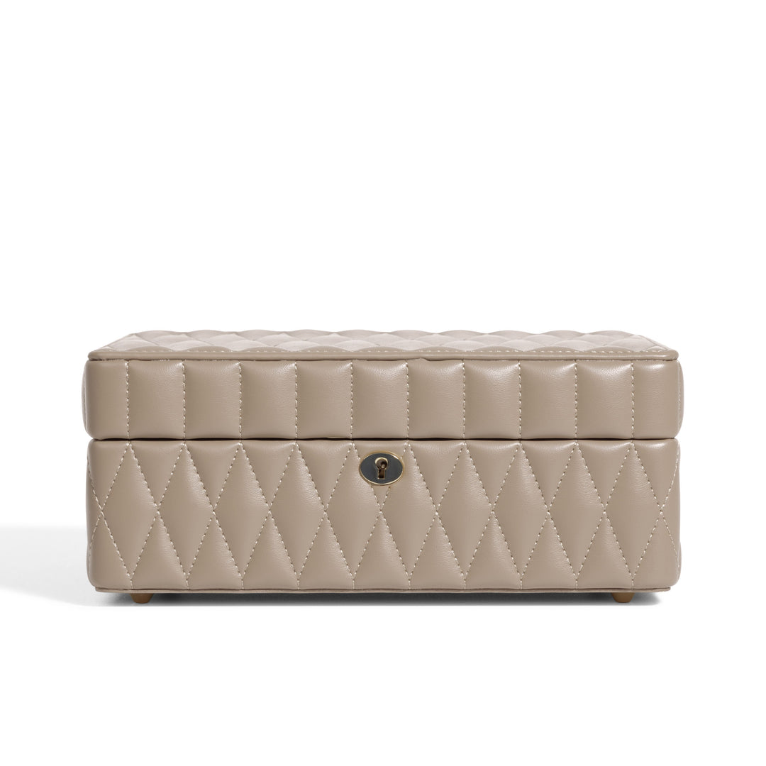Boîte à bijoux matelassé Saphira taupe. Vue de face sur fond blanc