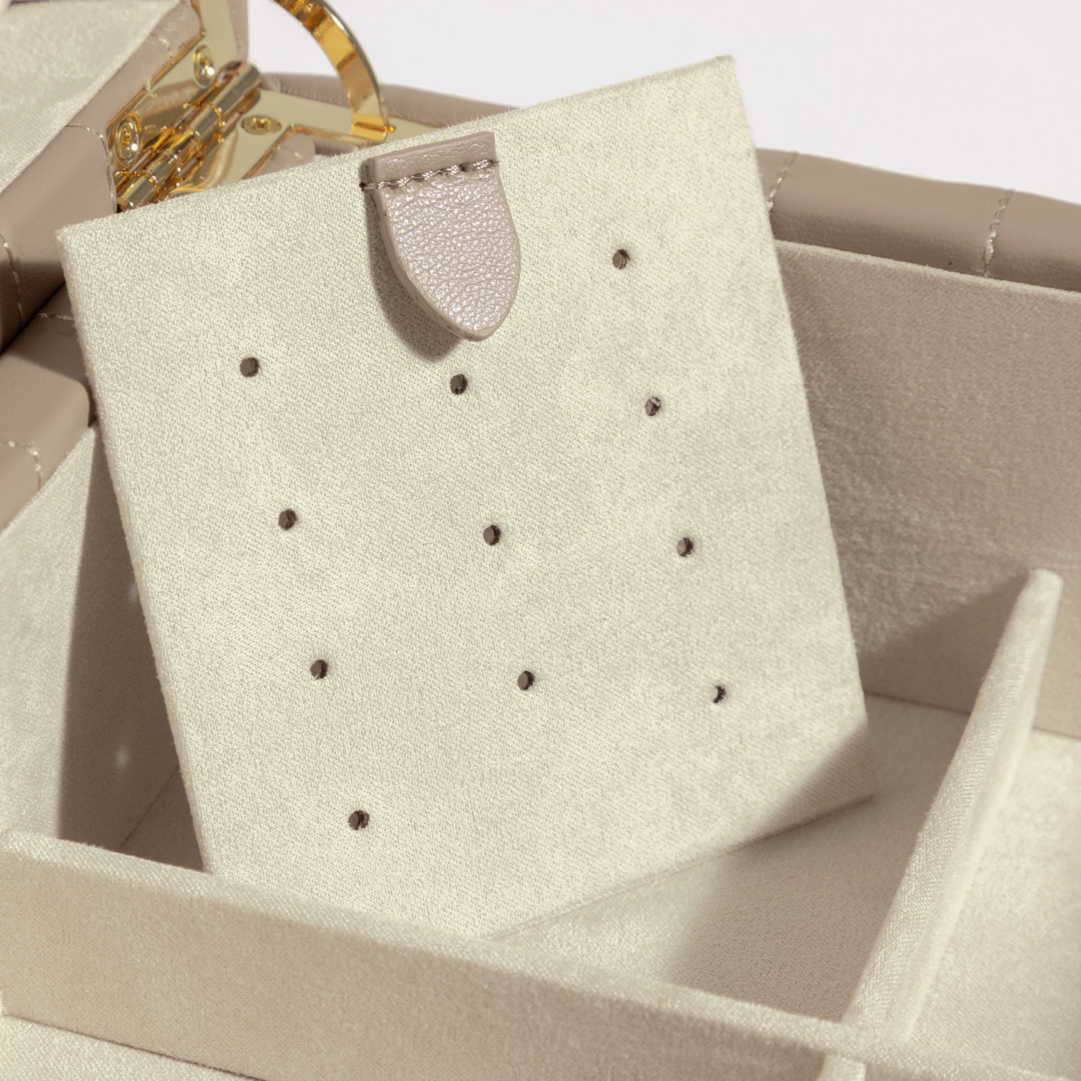 Boîte à bijoux matelassé | Saphira | Taupe