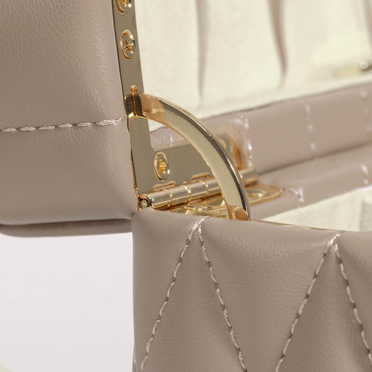 Boîte à bijoux matelassé | Saphira | Taupe