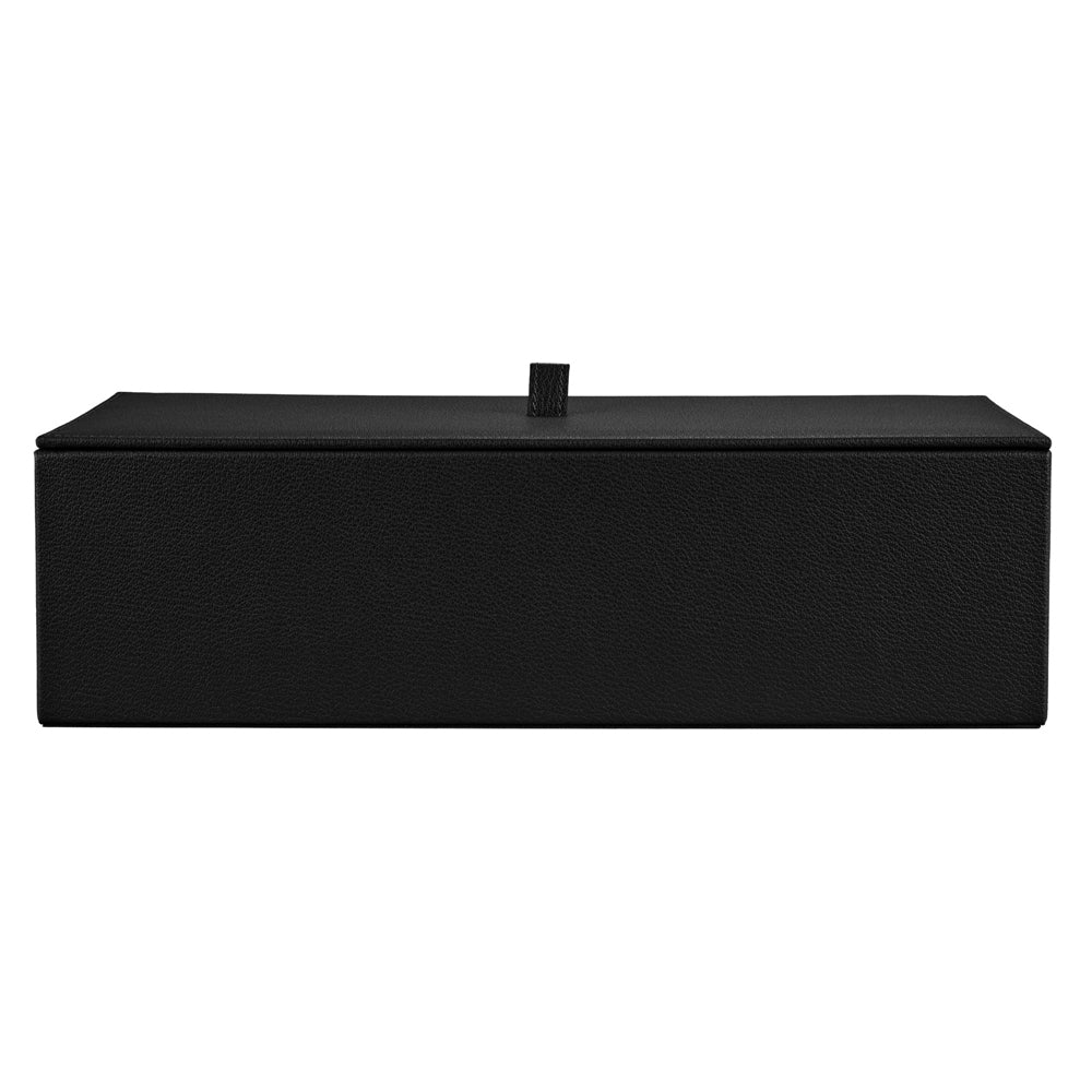 Coffre fort biométrique et remontoir huit emplacements de la collection The Den, manufacture Wolf 1834, coloris noir. Zoom sur le coffret de rangement qui se trouve dans le coffre à montre et bijoux